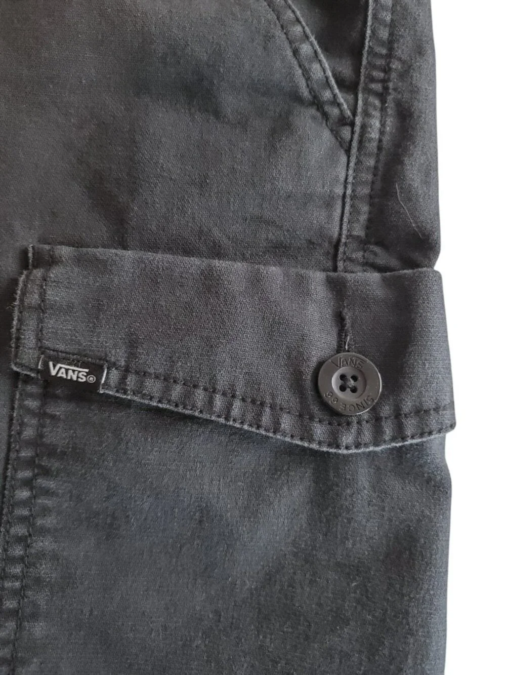 VANS Off The Wall Men's Sz 38 Flat Front Cargo Shorts 100% Cotton in Black